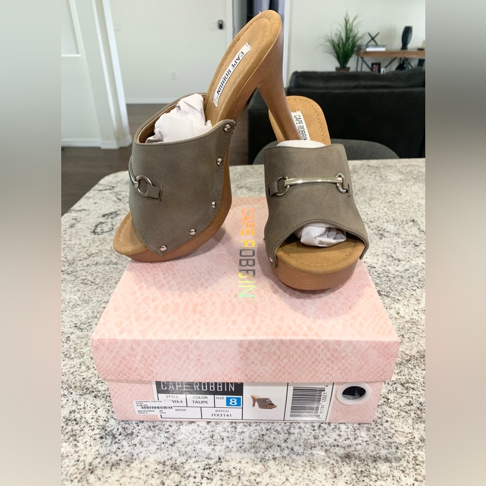 Cape Robbin Open Toe Heels Size: 8, Color: Taupe NWT